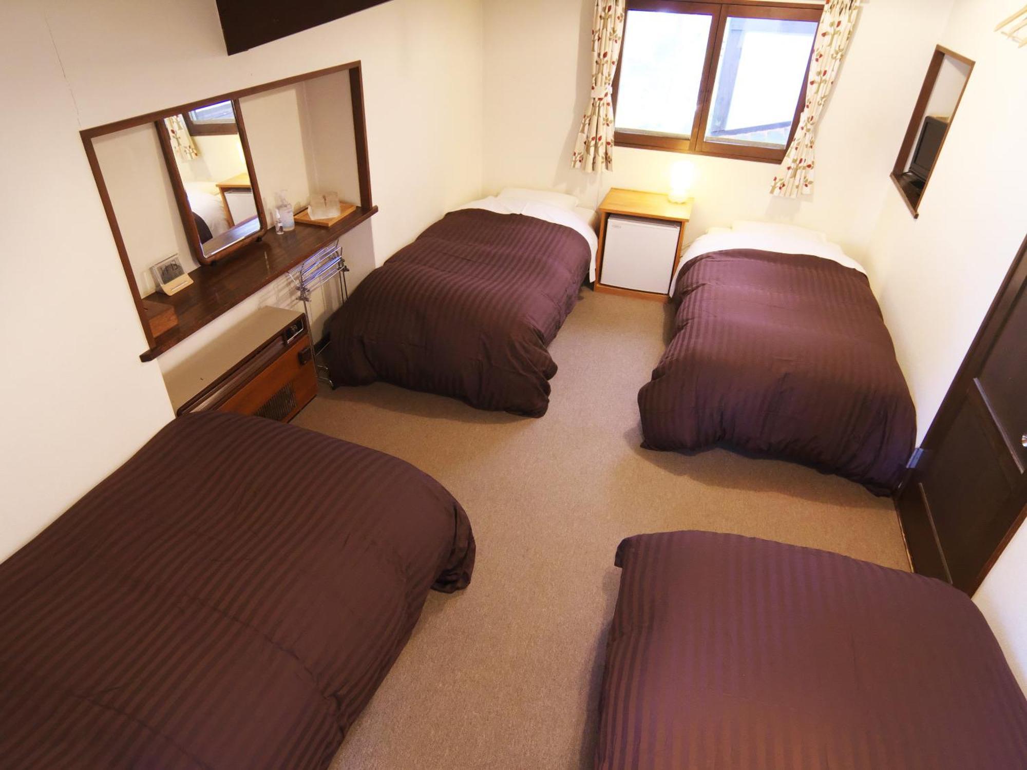 Hakuba Goryu Pension Kurumi Екстериор снимка